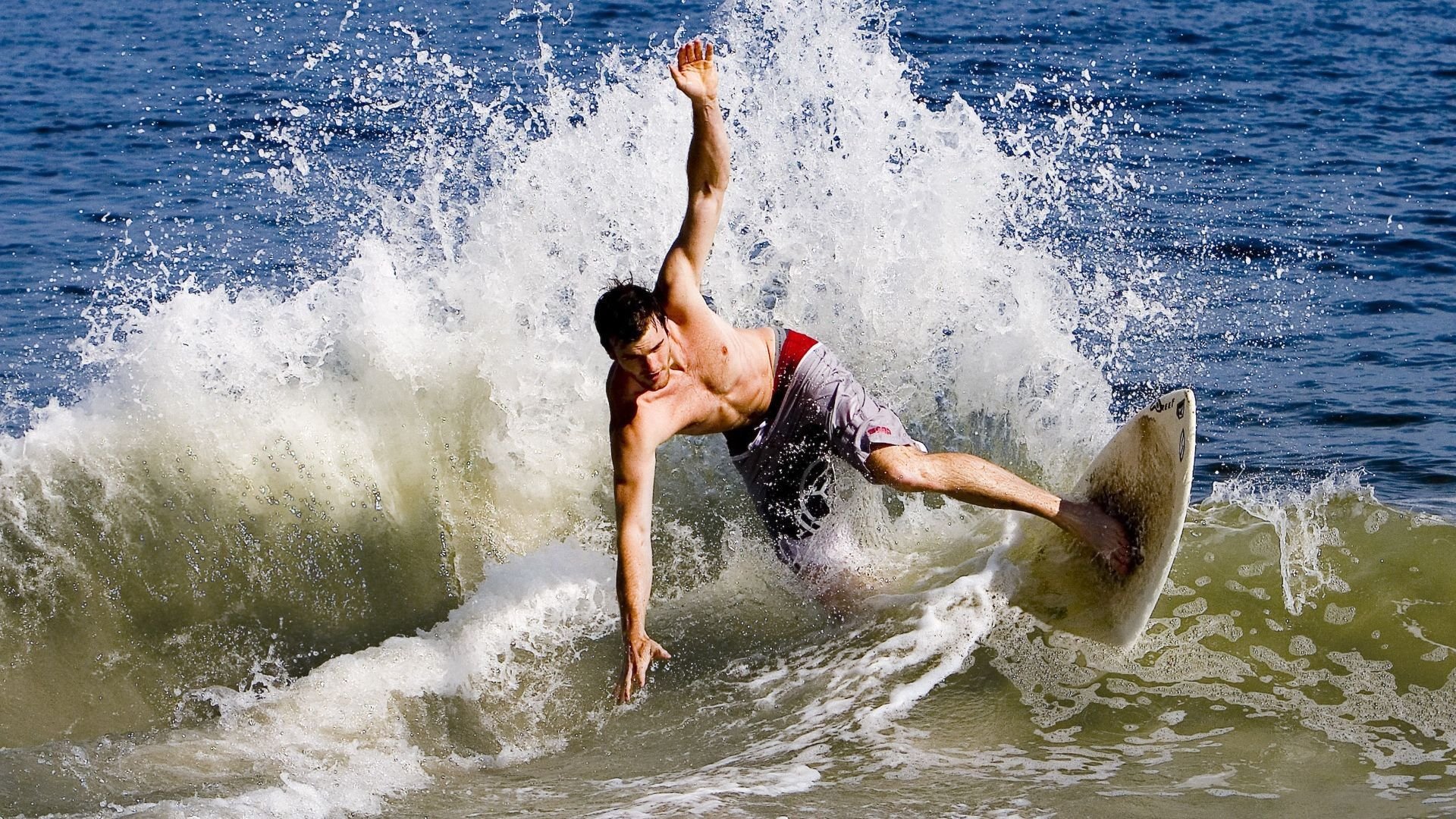 体育新闻中心发布国际体育组织官方合作情况，国际体育新闻协会